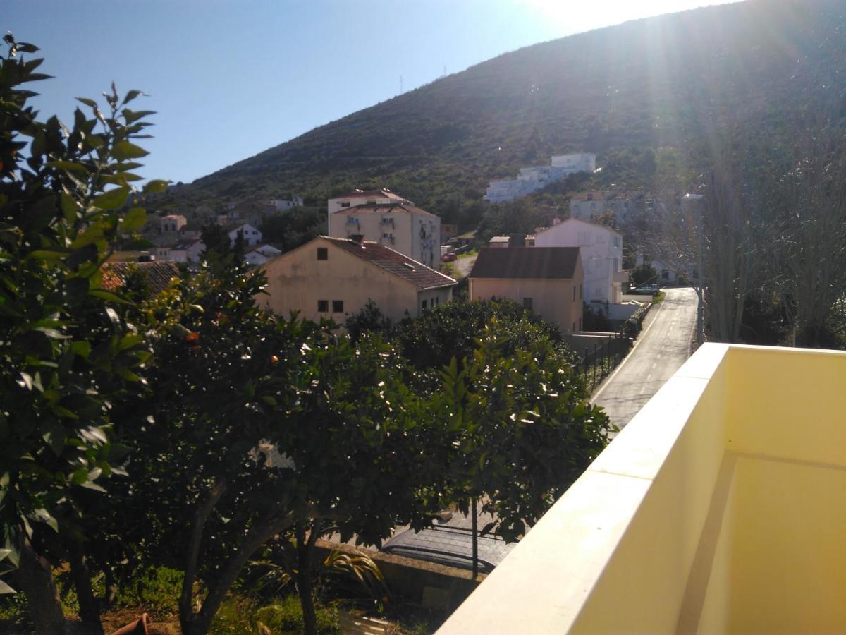 Hotel Lemon House Vis Exteriér fotografie